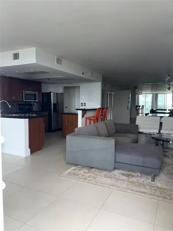 2401 Collins Avenue Miami Beach FL 33140