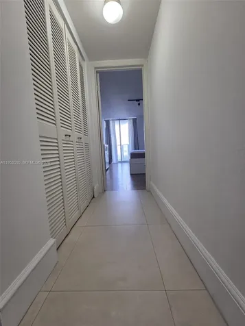2401 Collins Avenue Miami Beach FL 33140