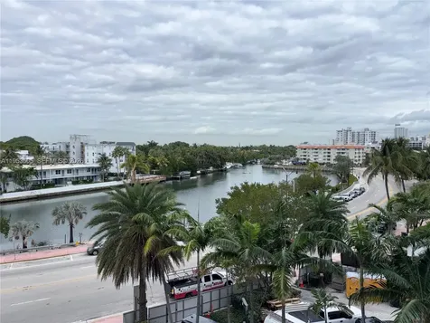 2401 Collins Avenue Miami Beach FL 33140