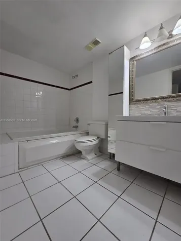 2401 Collins Avenue Miami Beach FL 33140