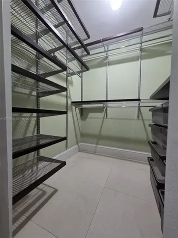 2401 Collins Avenue Miami Beach FL 33140