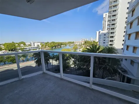 2401 Collins Avenue Miami Beach FL 33140