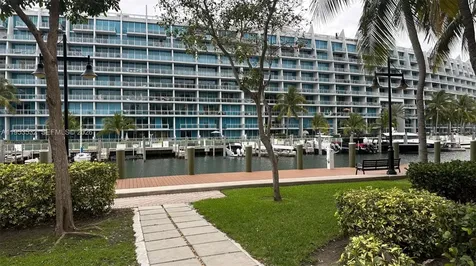 3001 NE 185th Street Aventura FL 33180