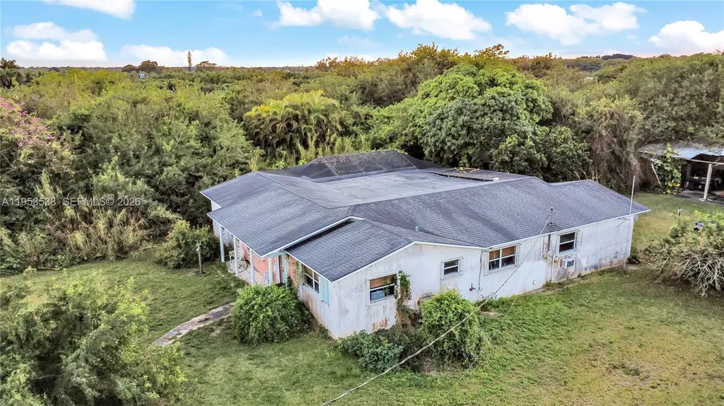 20250 SW 157th Avenue Miami FL 33187