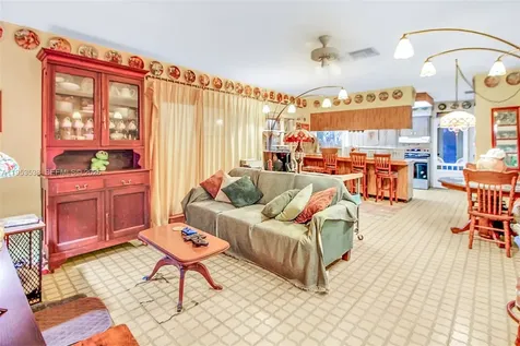 20250 SW 157th Avenue Miami FL 33187