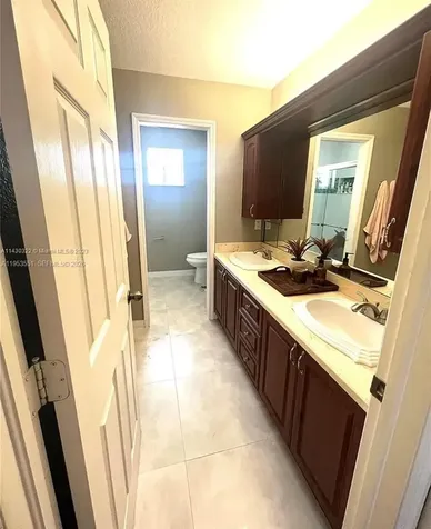 9455 NW 114th Lane Hialeah Gardens FL 33018