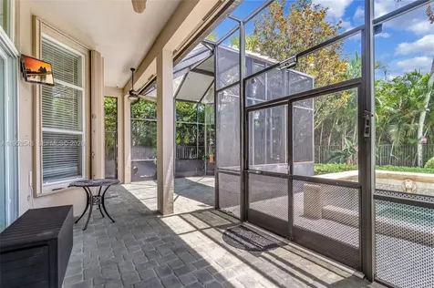 8244 Lakeview Drive West Palm Beach FL 33412