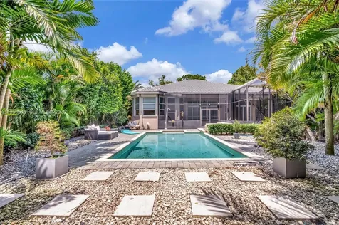 8244 Lakeview Drive West Palm Beach FL 33412