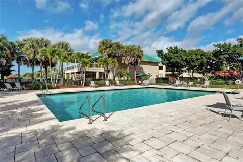 8244 Lakeview Drive West Palm Beach FL 33412