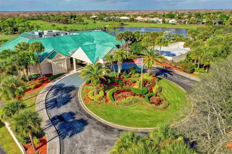 8244 Lakeview Drive West Palm Beach FL 33412