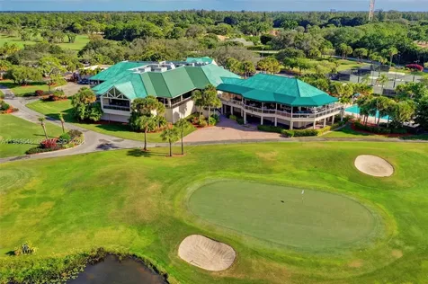 8244 Lakeview Drive West Palm Beach FL 33412