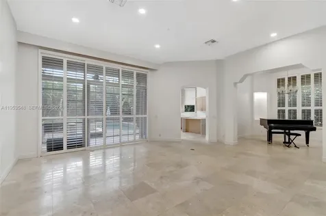 8244 Lakeview Drive West Palm Beach FL 33412