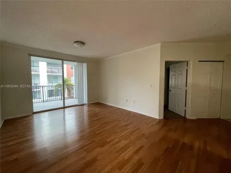 17125 N Bay Road Sunny Isles Beach FL 33160