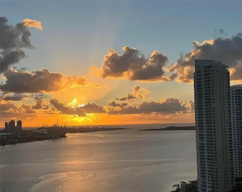 300 S Biscayne Boulevard Miami FL 33131