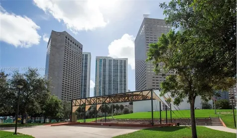 300 S Biscayne Boulevard Miami FL 33131