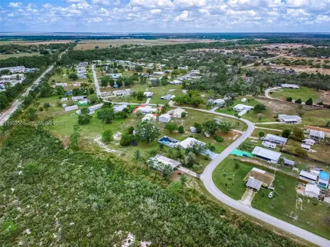 247 Hickory Ridge Sebring FL 33876