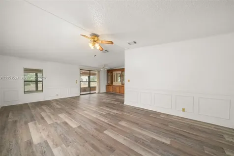 247 Hickory Ridge Sebring FL 33876
