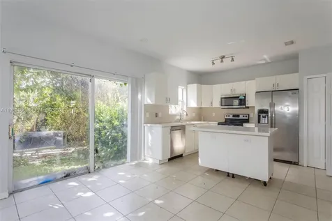 1518 SE 31 Court Homestead FL 33035