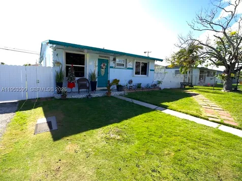 10910 SW 217th Terrace Miami FL 33170