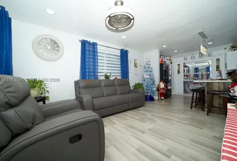 10910 SW 217th Terrace Miami FL 33170