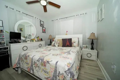 10910 SW 217th Terrace Miami FL 33170