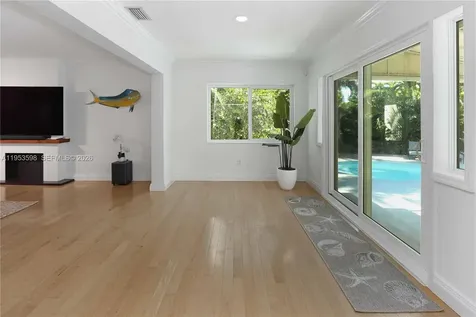 1242 Buchanan Street Hollywood FL 33019