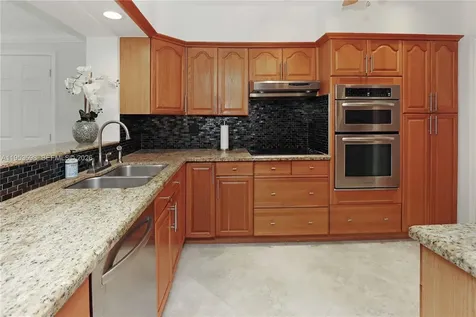 1242 Buchanan Street Hollywood FL 33019