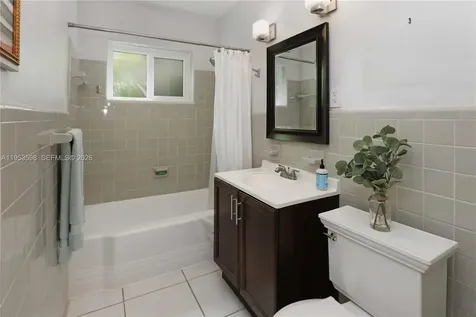 1242 Buchanan Street Hollywood FL 33019