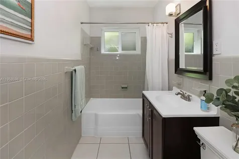 1242 Buchanan Street Hollywood FL 33019