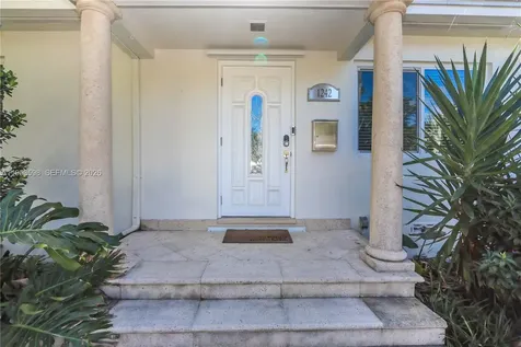 1242 Buchanan Street Hollywood FL 33019