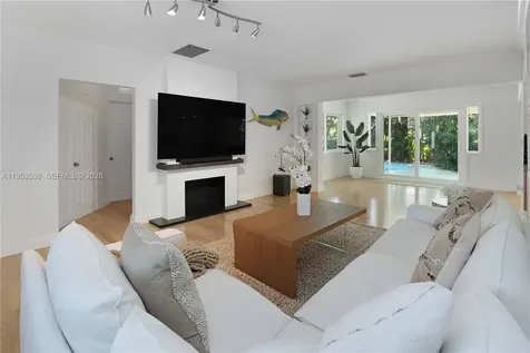 1242 Buchanan Street Hollywood FL 33019