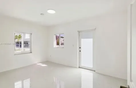 2722 SW 5th Street Miami FL 33135