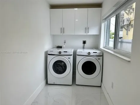 2722 SW 5th Street Miami FL 33135