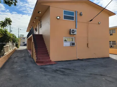 1753 SW 6th Street Miami FL 33135