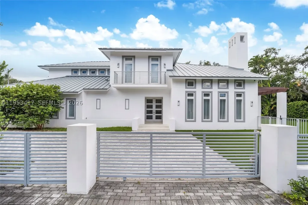 6900 Barquera Street Coral Gables FL 33146