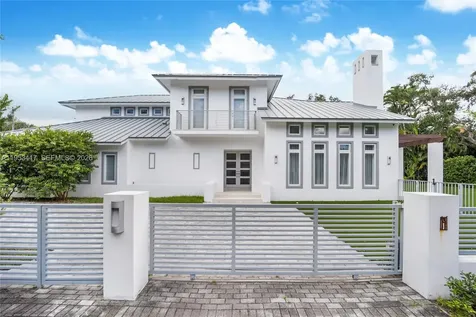 6900 Barquera Street Coral Gables FL 33146
