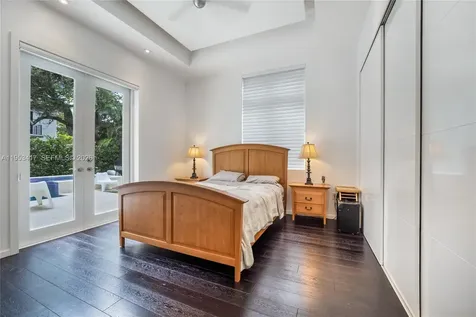 6900 Barquera Street Coral Gables FL 33146