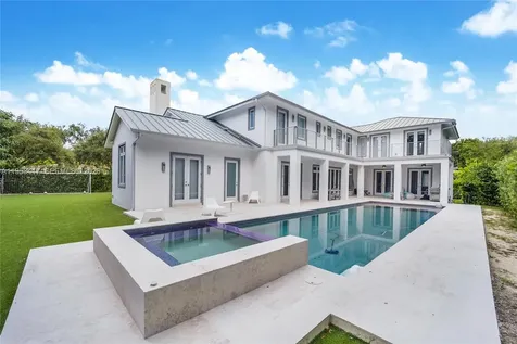 6900 Barquera Street Coral Gables FL 33146