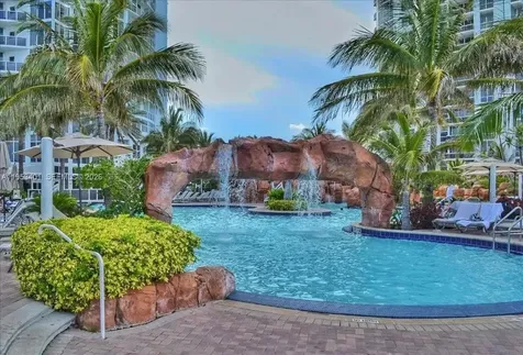 18001 Collins Avenue Sunny Isles Beach FL 33160