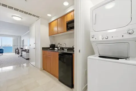 18001 Collins Avenue Sunny Isles Beach FL 33160