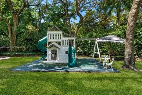5865 SW 96th Street Pinecrest FL 33156
