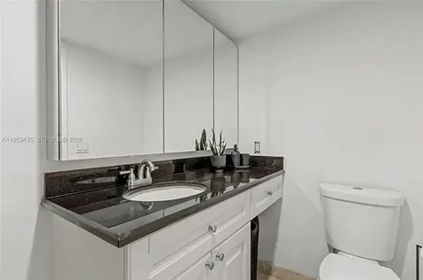 2851 NE 183rd Street Aventura FL 33160