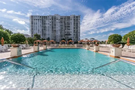 2851 NE 183rd Street Aventura FL 33160