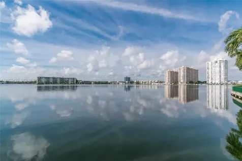 2851 NE 183rd Street Aventura FL 33160