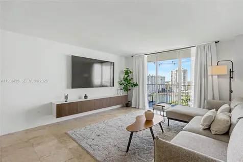 2851 NE 183rd Street Aventura FL 33160