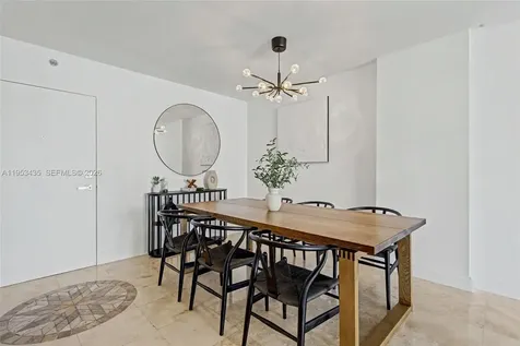 2851 NE 183rd Street Aventura FL 33160