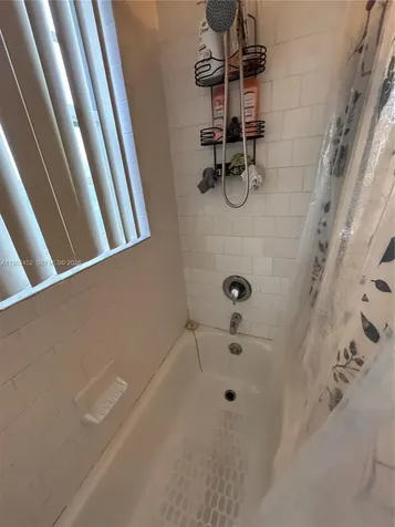 1600 W 32nd Street Riviera Beach FL 33404