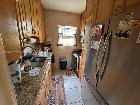 1600 W 32nd Street Riviera Beach FL 33404