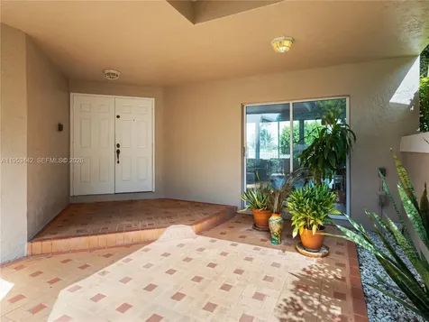 10465 NW 46th Street Doral FL 33178