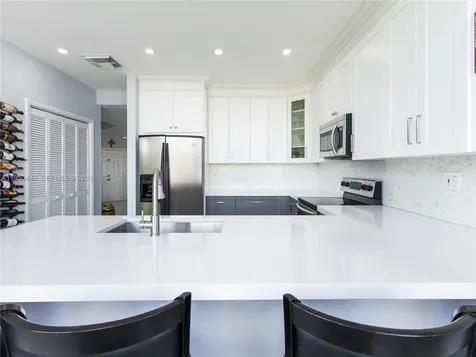 10465 NW 46th Street Doral FL 33178